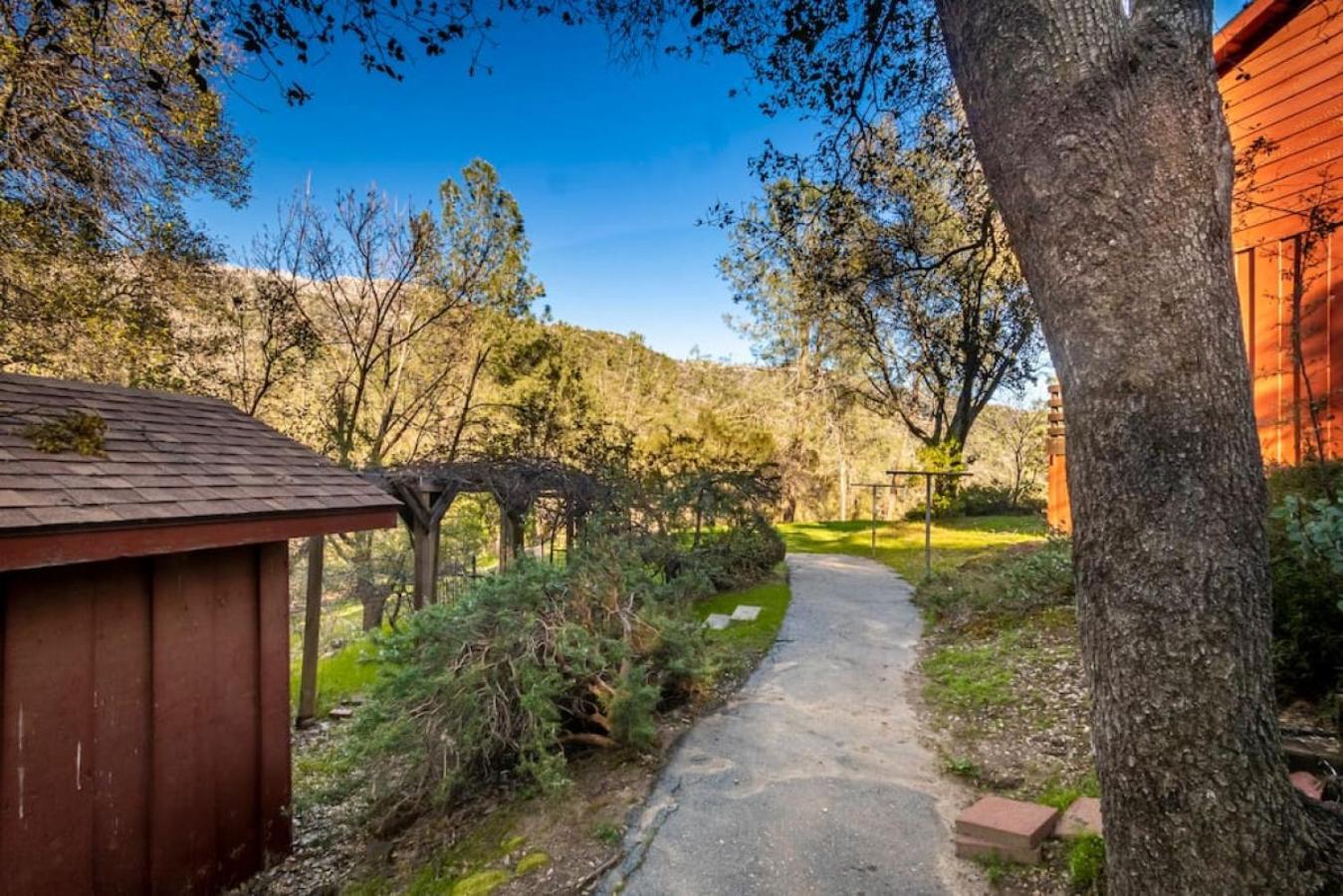 Sierra Vista Lookout Lodge With Creek, Waterfall And Waterholes, Minutes From Bass Lake And Yosemite South Gate North Fork Екстер'єр фото